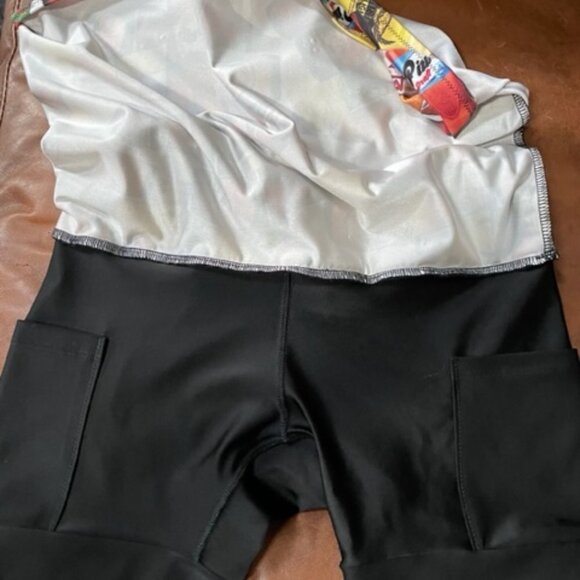 Sparkle Skirts Women’s Size Small BEER bottle theme Skirt/Skort athleticwear - Picture 6 of 7